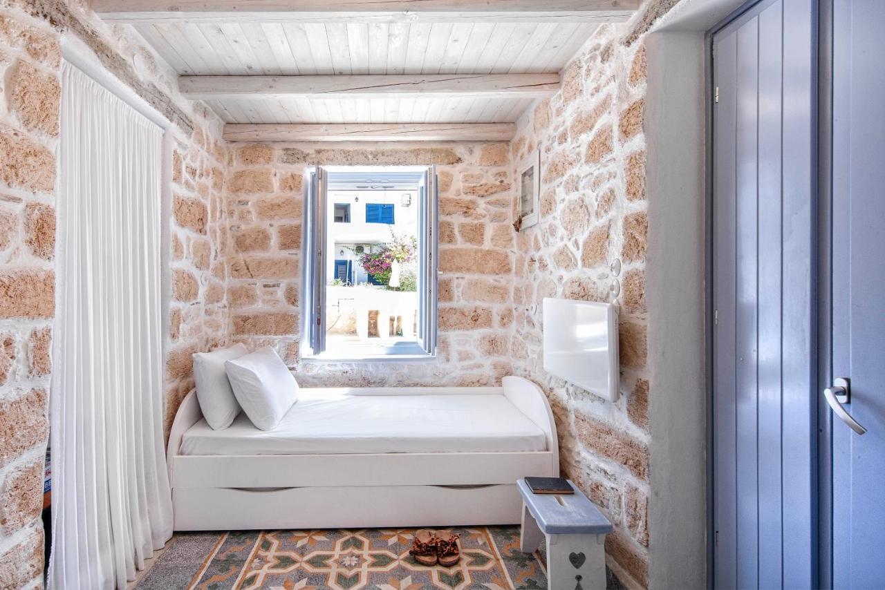 Terra E Sole Spa Suite Aegina Vathi  Exterior photo